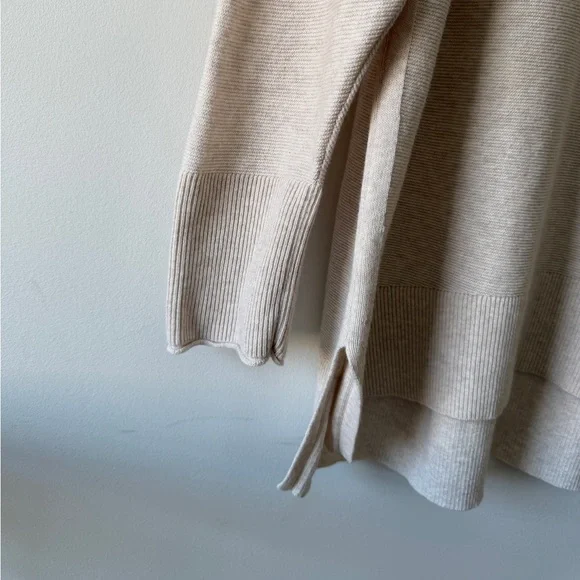 Lou & Grey V-Neck Tunic Sweater L Oatmeal Beige Oversized 100% Cotton EUC - Picture 6 of 15